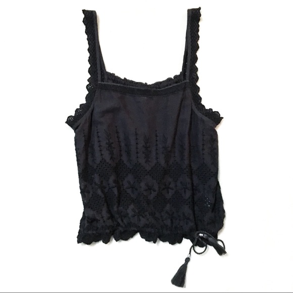 American Eagle Outfitters Tops - American Eagle Embroidered Tank Top Lace Trim S